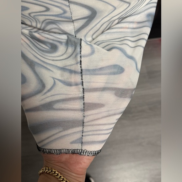 Miss Lola Mesh Bodycon Dress Long Sleeve Blue Marble Print Size M - Picture 6 of 6